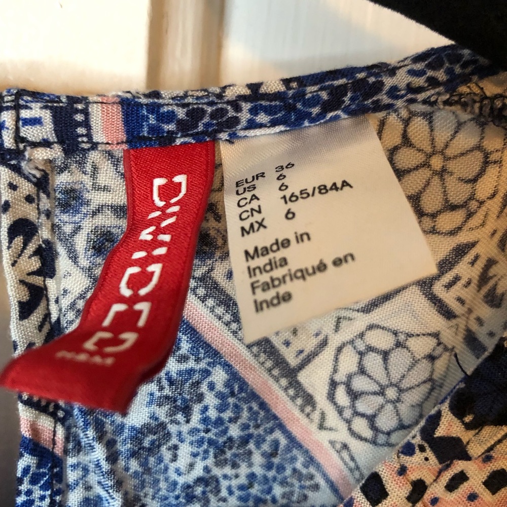 NWOT Divided Cold-Shoulder Top - Picture 3 of 3
